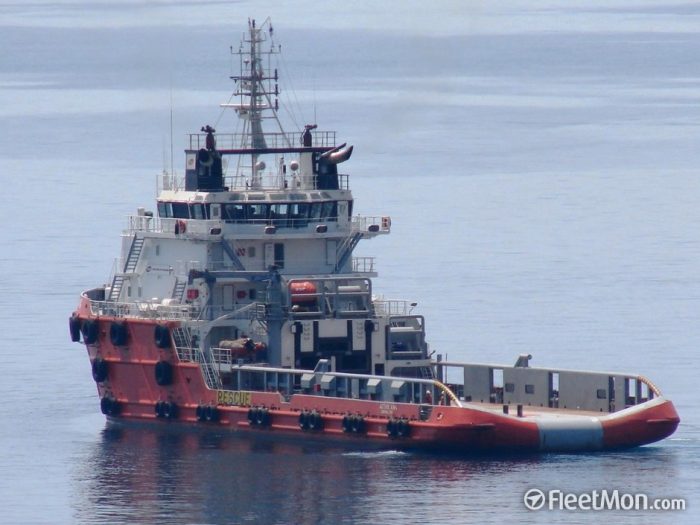 Navă în pericol de scufundare, în Marea Neagră. Operațiune de salvare