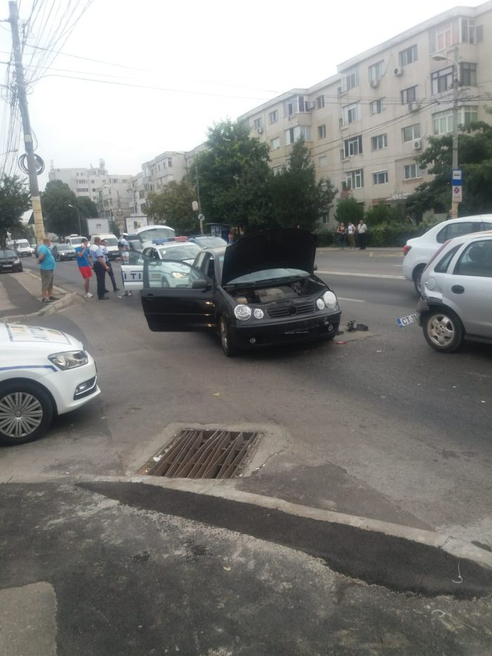 Accident cu trei mașini pe Șoseaua Mangaliei din Constanța