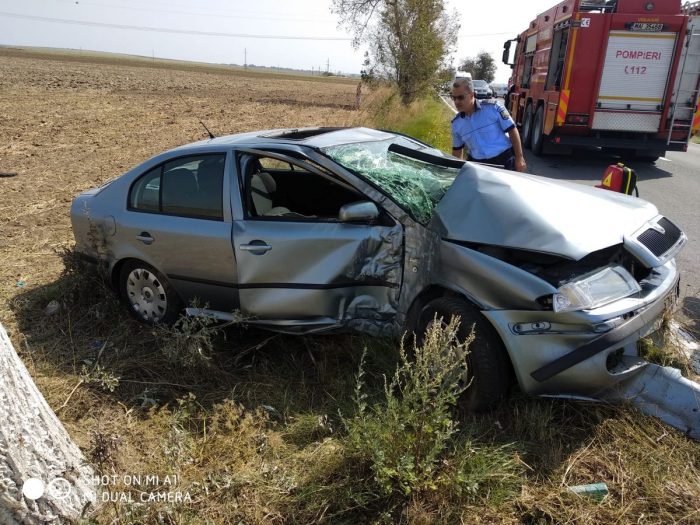 Gravidă în 8 luni, rănită într-un accident rutier