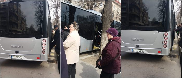 FOTO VIDEO Pasageri debarcați dintr-un autobuz nou RATC din cauza mirosului de fum