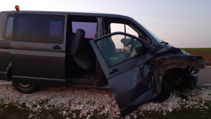 FOTO Cinci copii și doi adulți au fost răniți într-un accident rutier