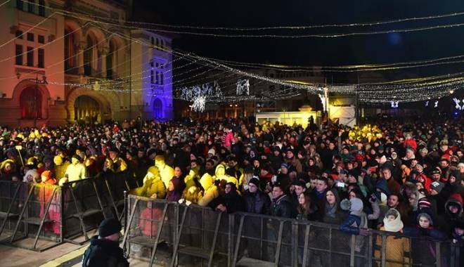 Străzi blocate de revelion, în Constanța. Jandarmii cred că vor participa 10.000 de persoane