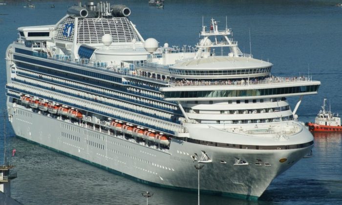 Românii care au fost pe nava Diamond Princess, pe care doi oameni au murit din cauza coronavirusului, vin în țară și rămân în carantină