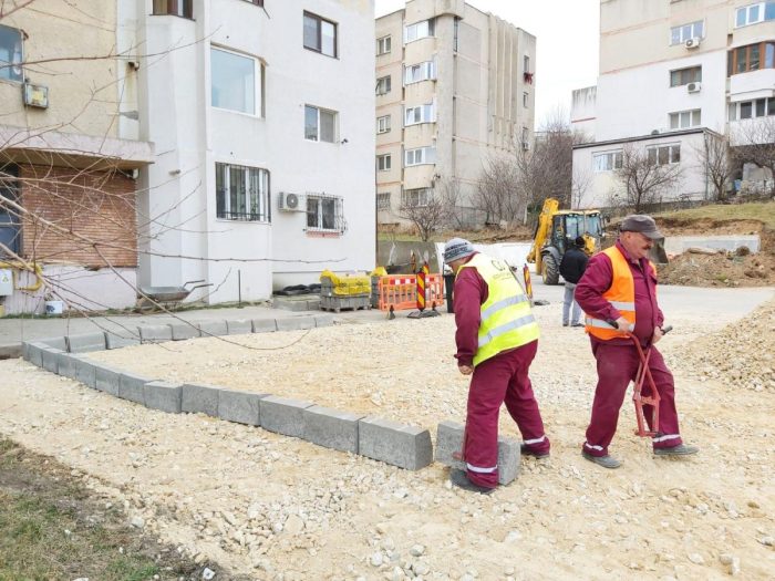 Confort Urban amenajează noi locuri de parcare în cartierele din Constanța