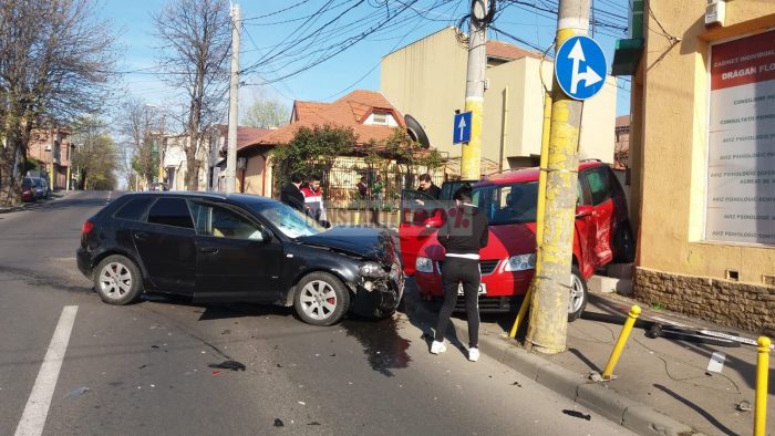 Accident la intersecția străzilor Nicolae Iorga și Mihai Viteazu din Constanța