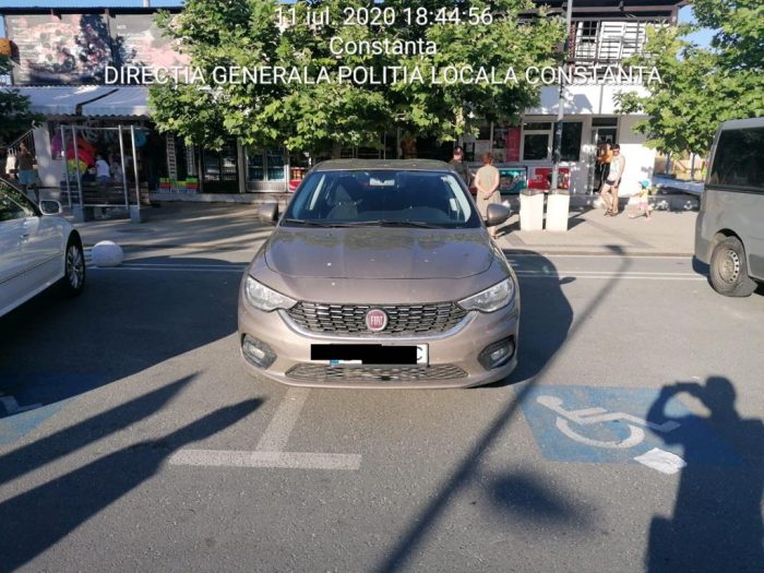 Mașinile a circa 90 de șoferi nesimțiți au fost ridicate de polițiștii locali