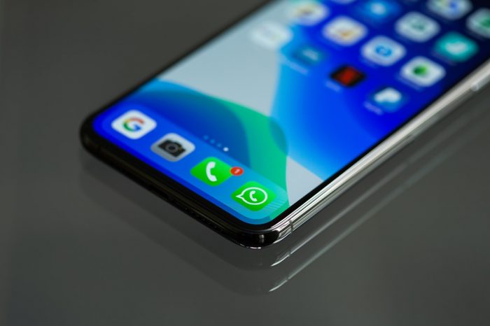 WhatsApp nu va mai depinde de telefon