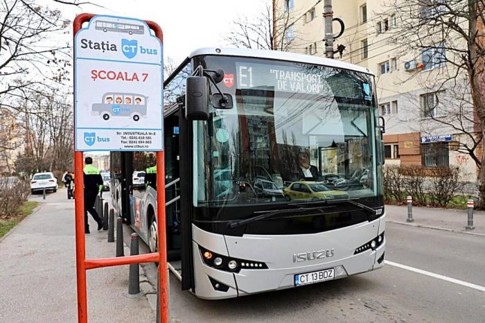 Se reiau cursele speciale CT Bus pentru transportul elevilor