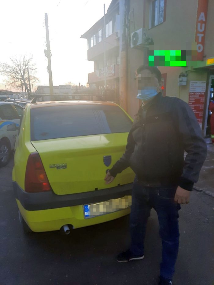 Mulți taximetriști își bat joc de lege și clienți