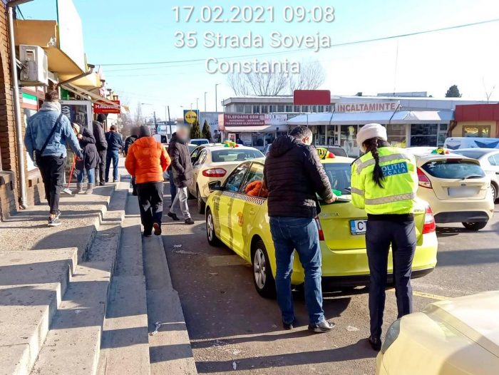 Un taximetrist din cinci, amendat de polițiștii locali