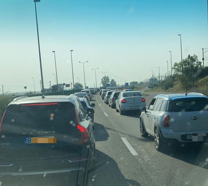 Se circulă bară la bară pe Autostrada Constanța – București