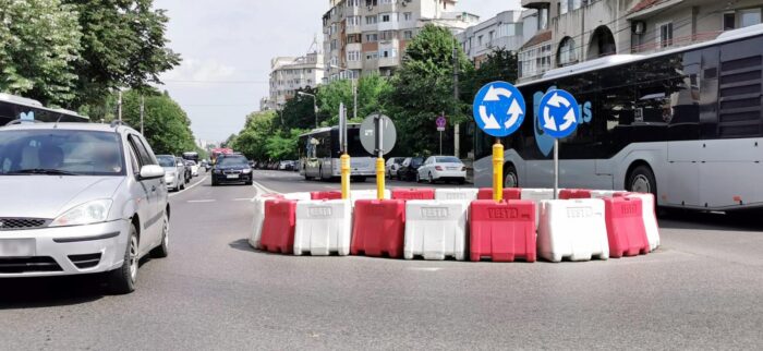 Sensul giratoriu de la intersecția bulevardului Alexandru Lăpușneanu cu strada Nicolae Iorga va fi desființat din această noapte