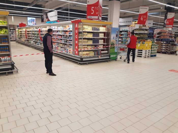 Alte zone alimentare din hipermarketuri bucureștene, propuse pentru închidere temporară, în urma controalelor ANPC VIDEO