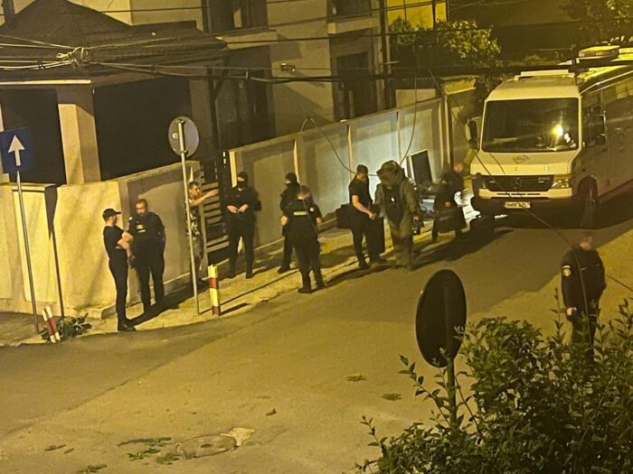 Troler suspect în cartierul Coiciu din Constanța. Au intervenit pirotehniștii FOTO