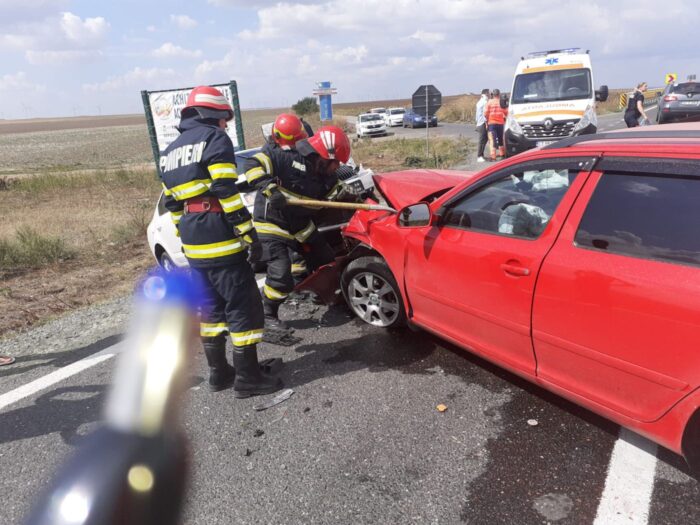 Accident rutier cu patru răniți în Cogealac