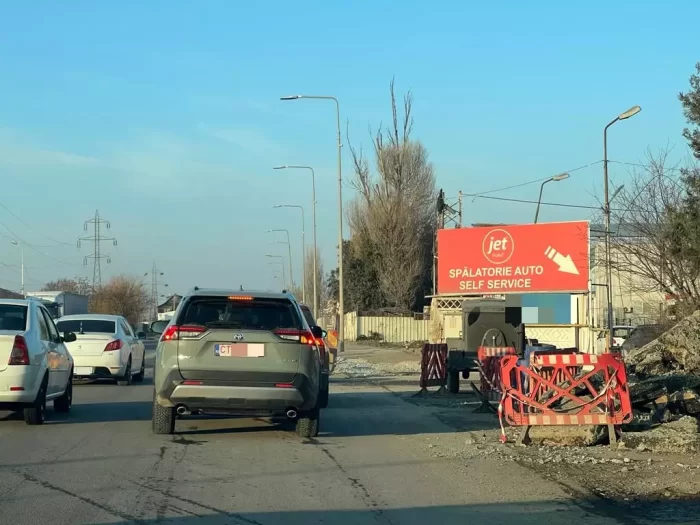 Amenințare în trafic. A scos cuțitul la un șofer