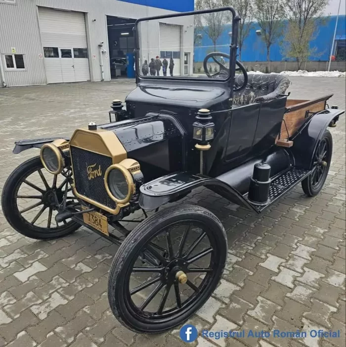 Un Ford T din 1914, înmatriculat în România