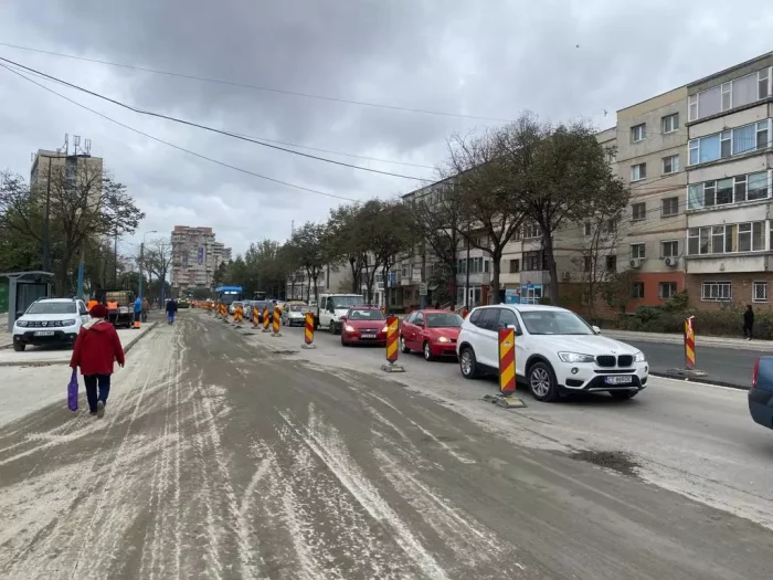 Continuă asfaltarea bulevardului 1 Decembrie 1918 din Constanța