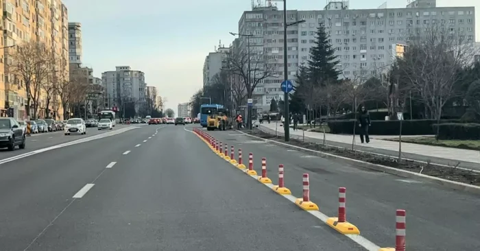 Bulevardele Constanței se umplu de stâlpișori