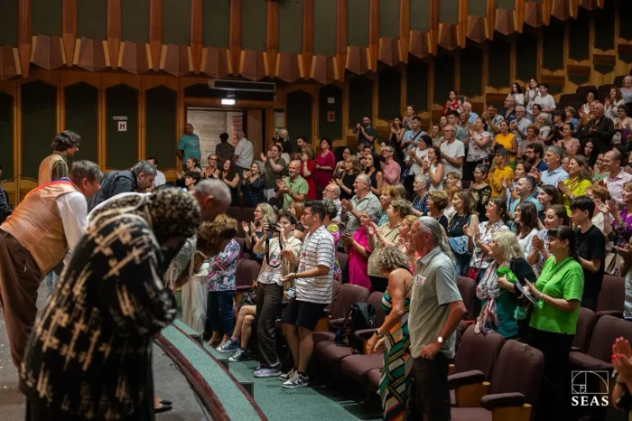 „La Academie” – oglinda amăruie a satului românesc